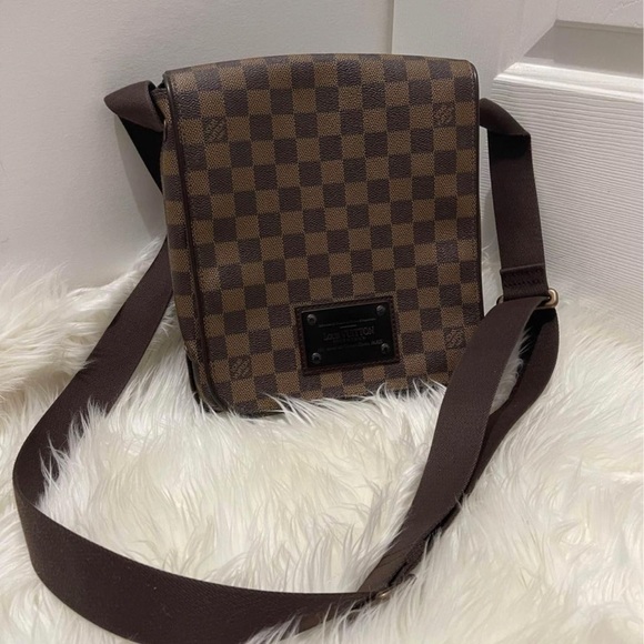 ‼️SOLD‼️ Louis Vuitton Brooklyn Pm - Picture 13 of 14